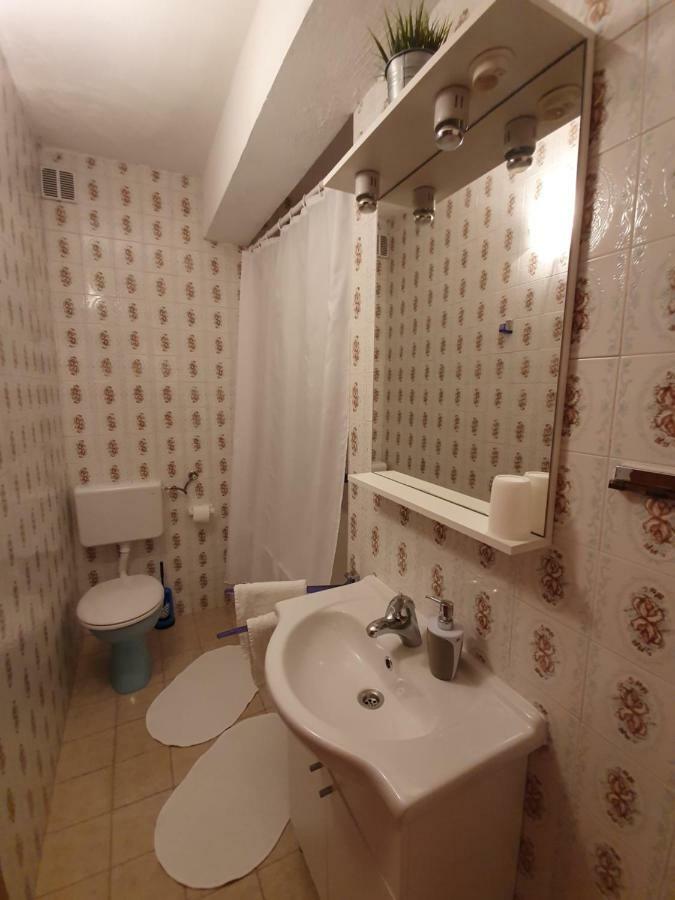 Apartmani Renata 布雷拉 外观 照片